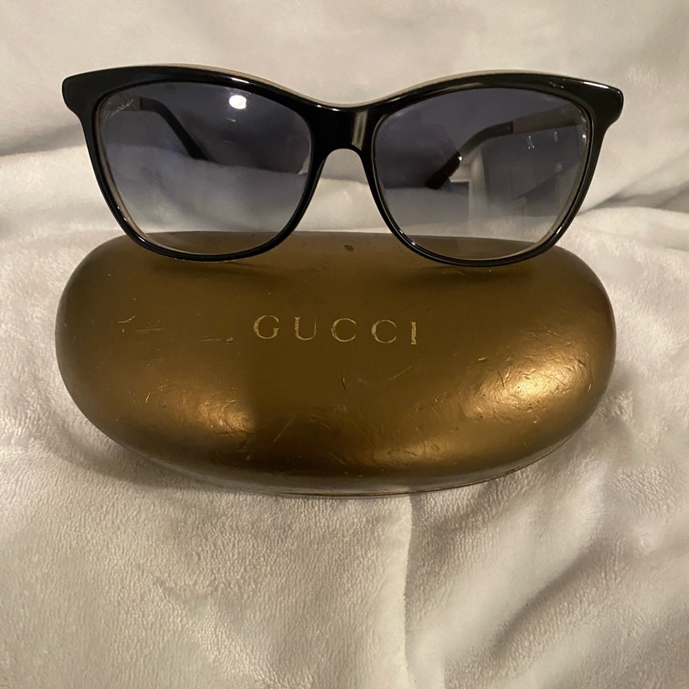 Gucci Gold & Black Sunglasses: Luxe Look w/ Case, Dramatically Reduced